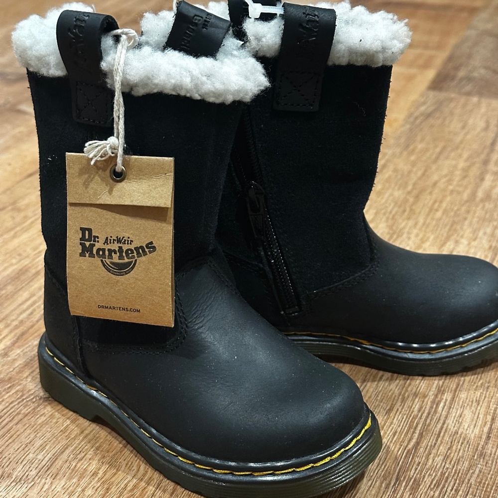 Girls Dr Martens Juney boots